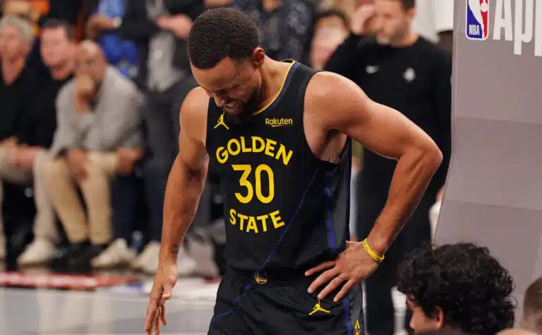 NBA:n supertähden tilanne huolettaa NBA:n supertähden tilanne huolettaa