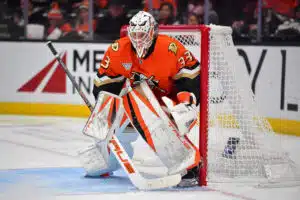 NHL:n suomalaisvahdille hieno tunnustus – ”Pari vaikeampaa vuotta”