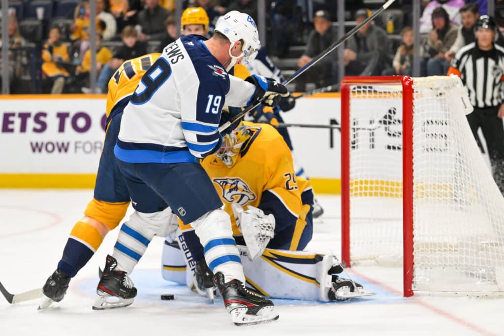 Annusen tahmea alkukausi jatkuu mollivoittoisena