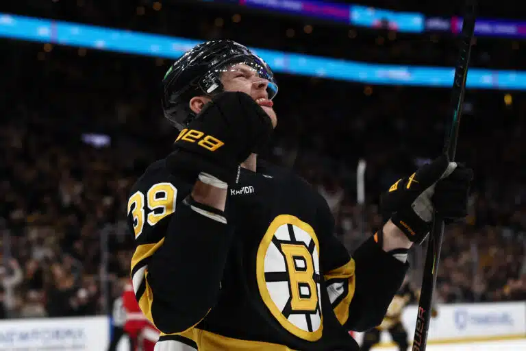 Yllätysnimi iski NHL:n maalipörssin kärkeen
