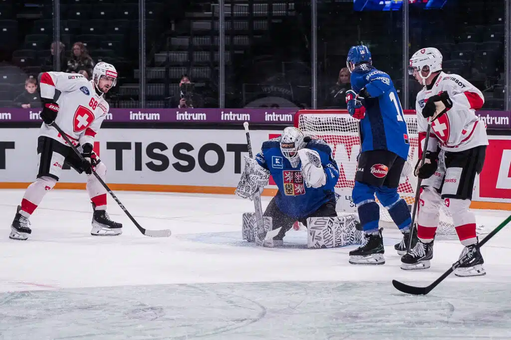Leijonien vastustajalle kova takaisku Leijonien vastustajalle kova takaisku