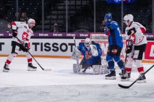 Leijonien vastustajalle kova takaisku Leijonien vastustajalle kova takaisku