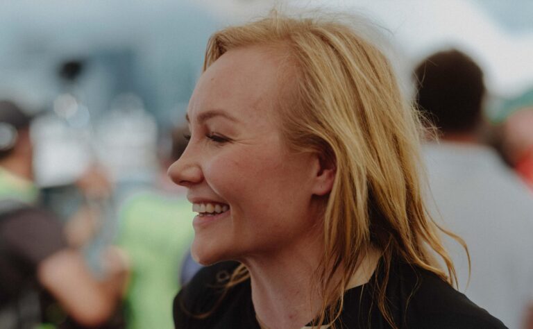 Emma Kimiläiselle toinen peräkkäinen maailmanmestaruus – viimeisen kortin varaan se jäi