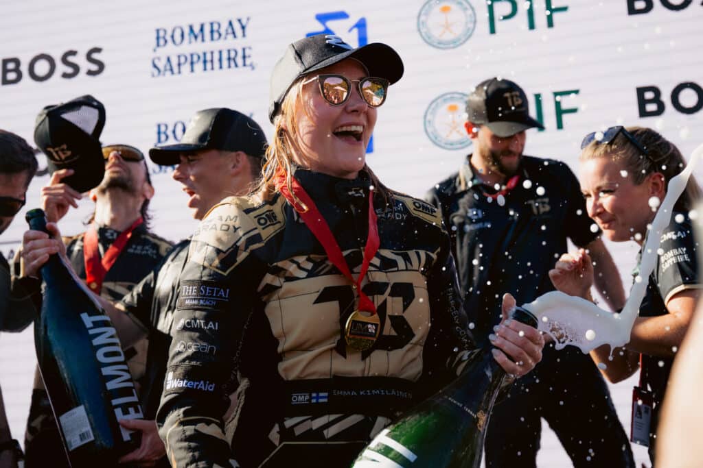 Emma Kimiläiseltä hurja paljastus MM-kullan tuoneesta kilpailusta – salasi kaiken jopa tiimiltään Emma Kimiläiseltä hurja paljastus MM-kullan tuoneesta kilpailusta – salasi kaiken jopa tiimiltään