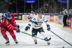 Leijona-pelaaja jatkaa Kärpissä – ”Nopeutta, työmoraalia ja rohkeutta pelata”