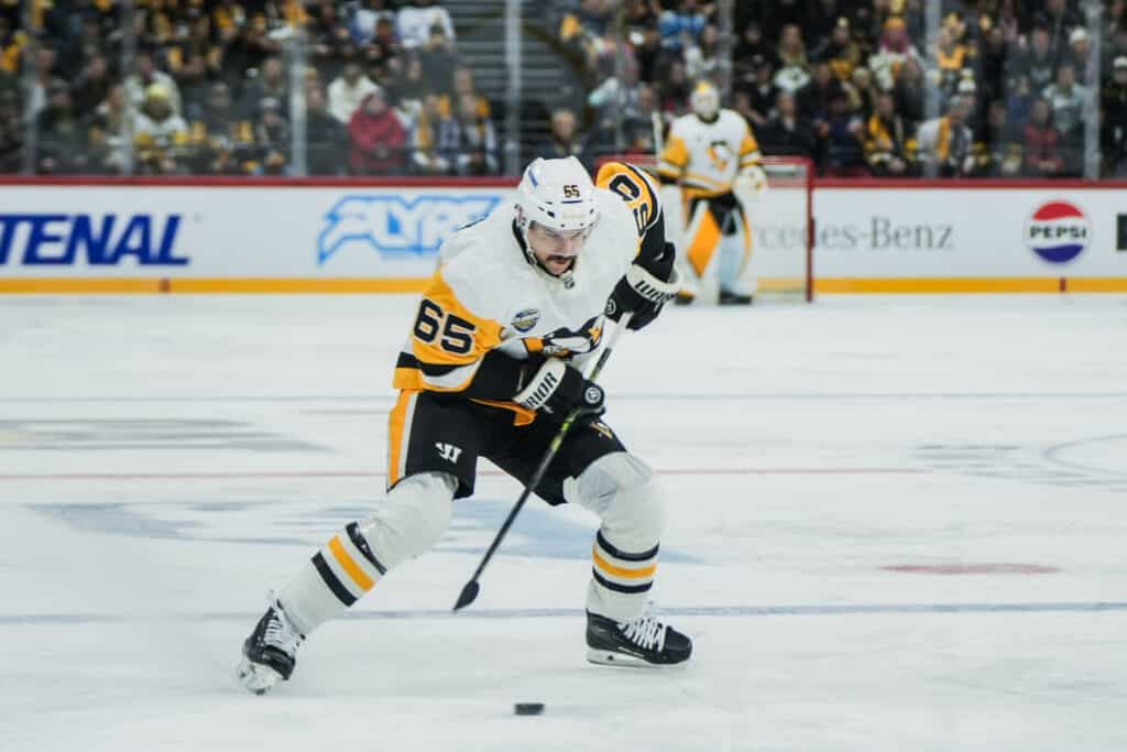 Pittsburgh Penguinsille huolestuttavia uutisia – supertähti jätti harjoitukset väliin