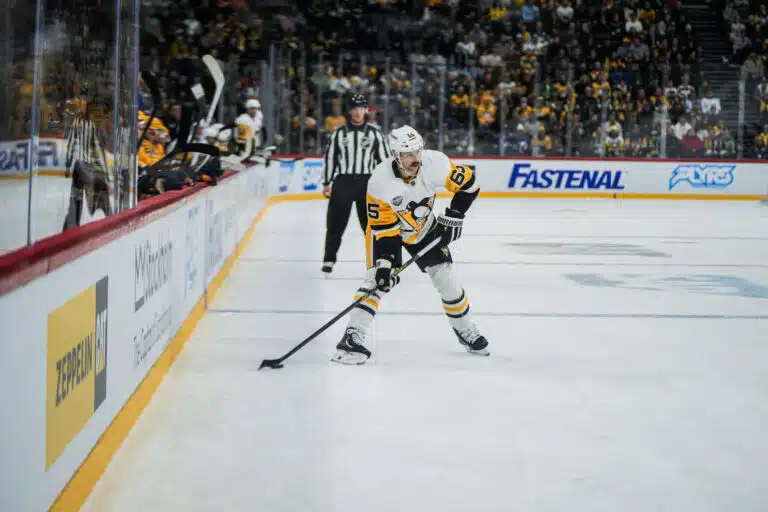Pittsburgh Penguinsin Erik Karlsson