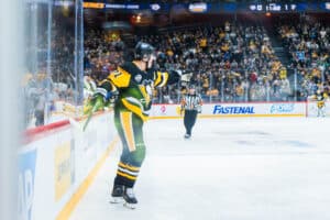 Jevgeni Malkinilta paljastus uransa jatkosta – ”Oloni on loistava”