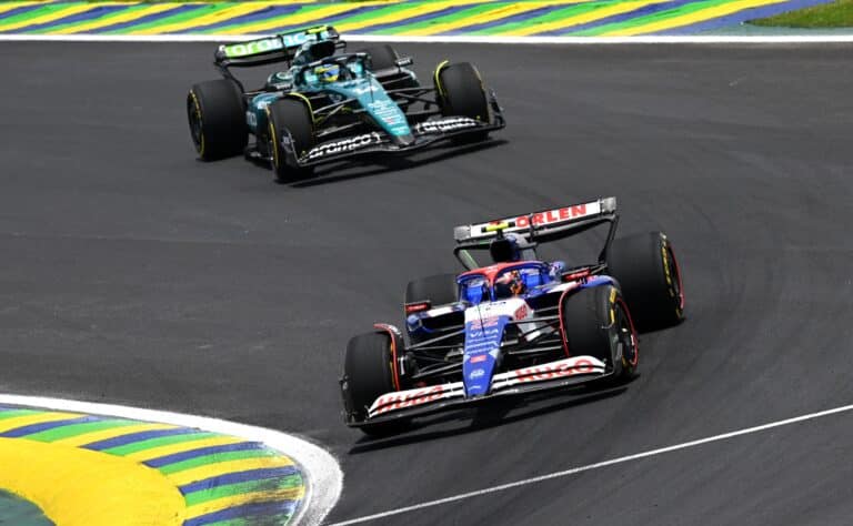 F1-talli on päätymässä rajuun ratkaisuun - moni avainhahmo lentää nyt pihalle F1-talli on päätymässä rajuun ratkaisuun – moni avainhahmo lentää nyt pihalle