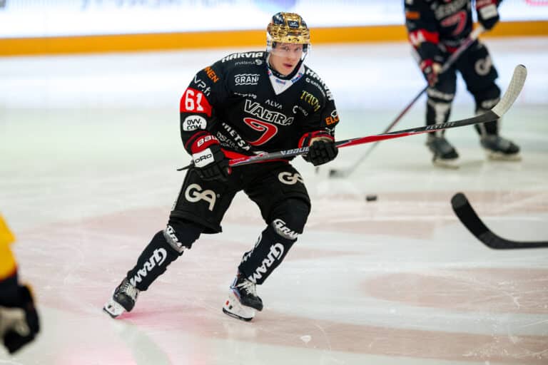 Ikävä takaisku – Liiga-tähti loukkaantui