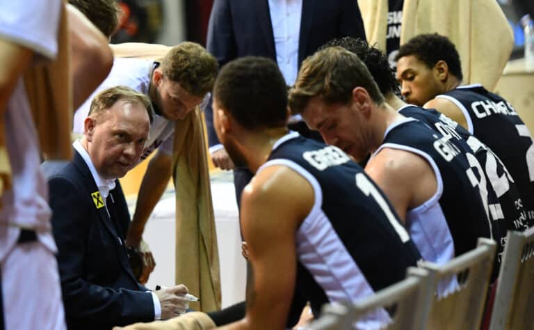 Suomalaista korisosaamista jälleen ulkomaille – taas kova valmennuspesti