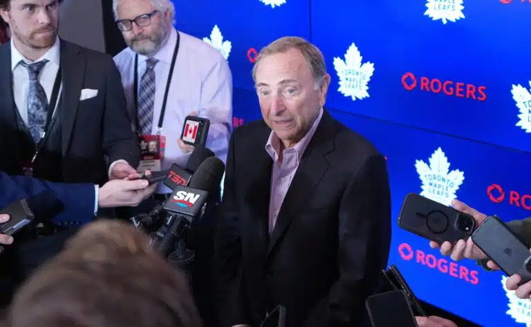 NHL-pomo Gary Bettman kommentoi Venäjän kohtaloa Milanossa