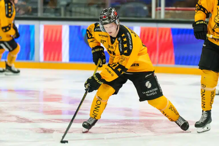 SaiPa sai yllättävän playoff-sankarin – näin hän kommentoi käänteentekevää maalia