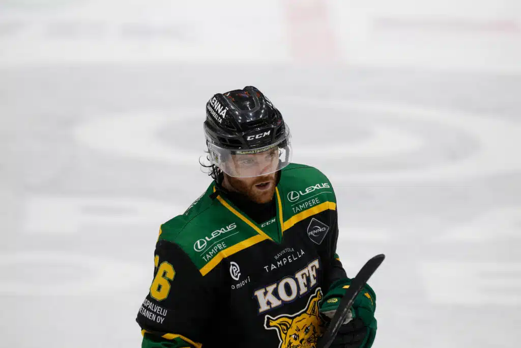 Entinen Liiga-jyrä vaihtaa seuraa Ruotsissa