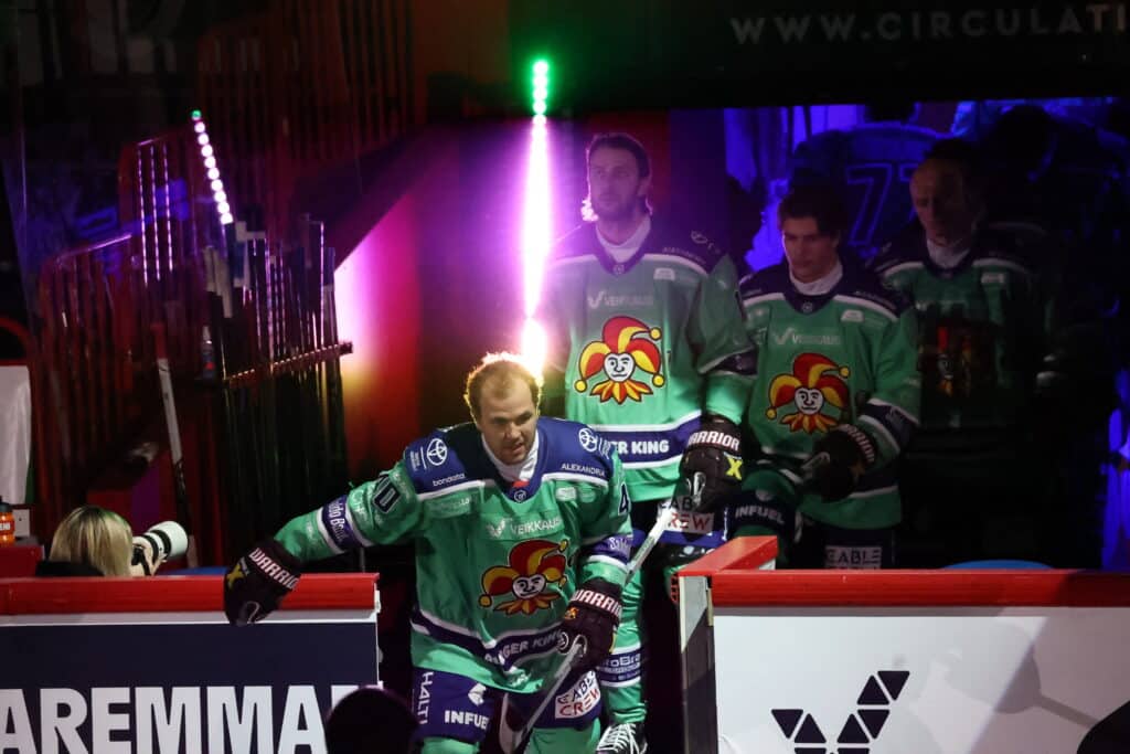 Jokerit vahvempi Mestiksen kärkipelissä Jokerit vahvempi Mestiksen kärkipelissä