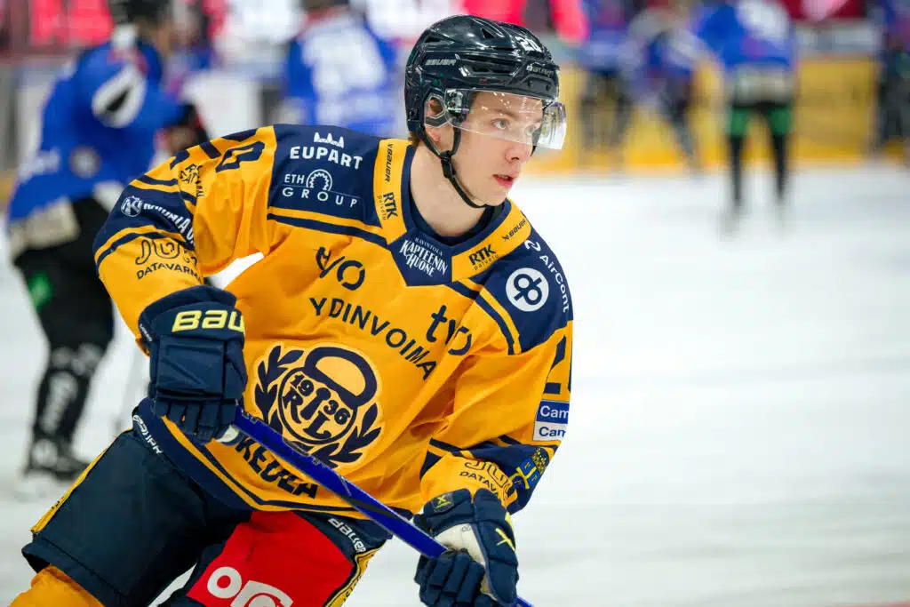 SM-liigan mestari sai kenkää ruotsalaisjoukkueestaan