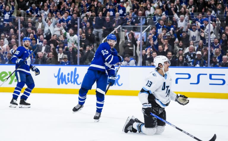 Suomalaishyökkääjä siirtohuhujen kohteena NHL:ssä – kolme vaihtoehtoa nostettu esiin