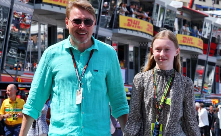 McLaren kiinnitti Mika Häkkisen tyttären McLaren kiinnitti Mika Häkkisen tyttären