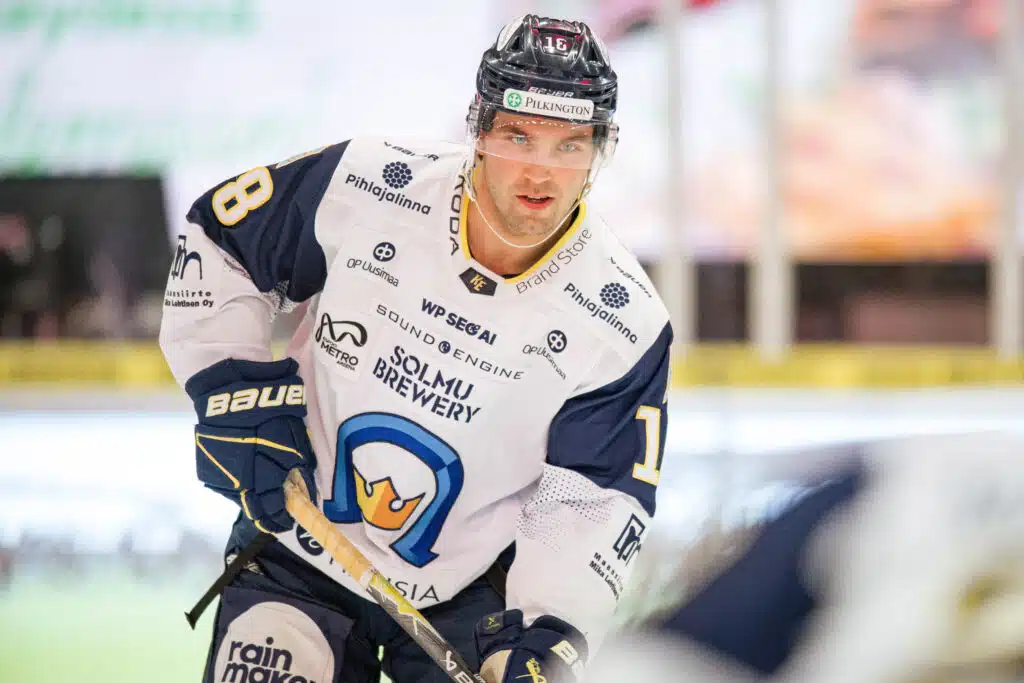 Kiekko-Espoon hyökkääjä asetettu väliaikaiseen pelikieltoon