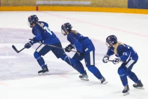 Niinhän siinä kävi – Naisleijonien olympiamatsi peruttiin