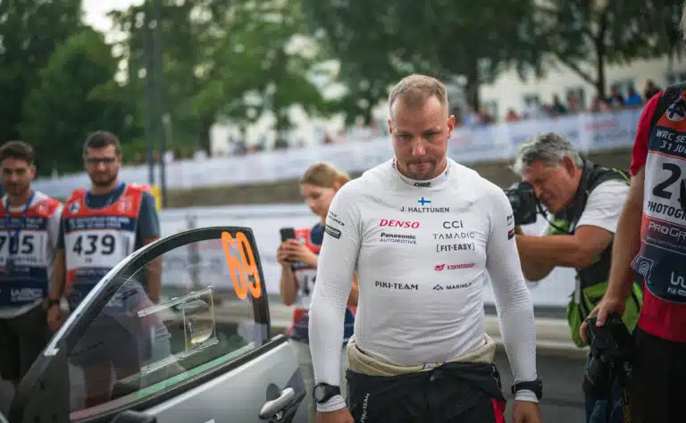 Jonne Halttunen palaa rallin pariin – ”Treeniä ei ole pohjilla juurikaan” Jonne Halttunen palaa rallin pariin – ”Treeniä ei ole pohjilla juurikaan”