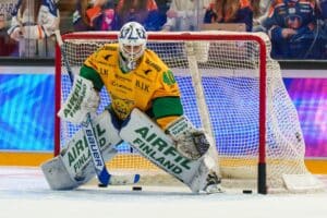 Tappara pommitti Ilves-veskarin vaihtoon