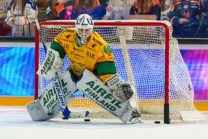 Tappara pommitti Ilves-veskarin vaihtoon Tappara pommitti Ilves-veskarin vaihtoon