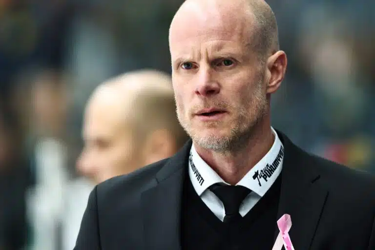Toni Söderholm huusi äänensä käheäksi