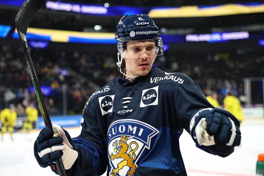 Leijona-pakki jättisopimuksella Ruotsin mestarin riveihin