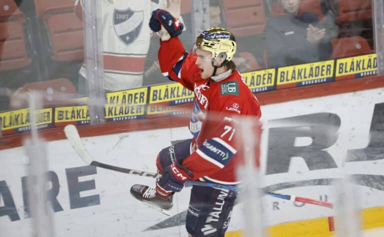 HIFK:ssa loistaa nyt uusi tähti - Olli Jokinen painoi jarrua HIFK:ssa loistaa nyt uusi tähti – Olli Jokinen painoi jarrua