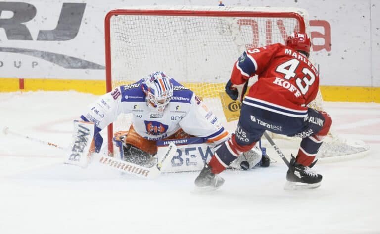 Olli Jokisen HIFK tuhosi Tapparan päätöserässä - Christian Heljangon temppu puhuttaa vielä pitkään Olli Jokisen HIFK tuhosi Tapparan päätöserässä – Christian Heljangon temppu puhuttaa vielä pitkään