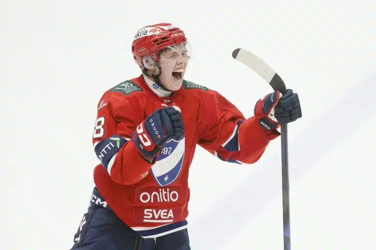 Tapparan tähti sikaili – HIFK:n nuori lupaus heitti jäätävän kuitin Tampereen suuntaan