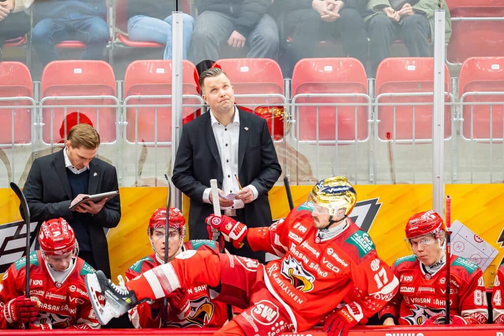 Vaasan Sport: kaikki pelaajat myyntiin? Vaasan Sport: kaikki pelaajat myyntiin?