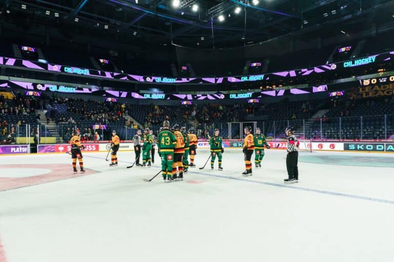 Jääkiekon CHL romukoppaan? – tässä kova ehdotus tilalle