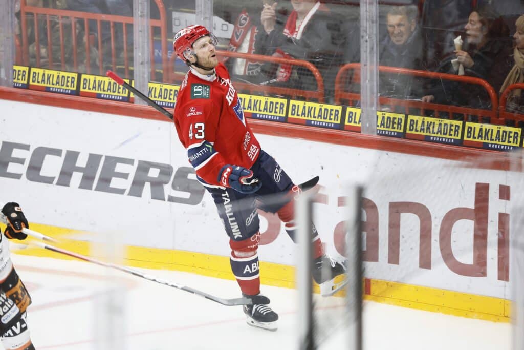 Olli Jokisen HIFK ei poissaoloja säikähtänyt - kanadalaistähti lapa kuumana Olli Jokisen HIFK ei poissaoloja säikähtänyt – kanadalaistähti lapa kuumana