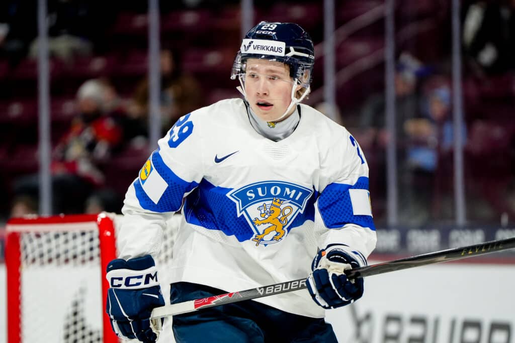 Nuoret Leijonat puristi pisteen – ”Laitoimme työhaalarit niskaan”