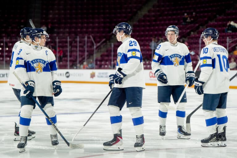 Nuorten Leijonien kapteenilta yllätyspaljastus voittomaalista – ”Mielestäni se meni aika hyvin”
