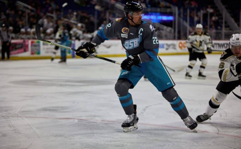 ECHL-pelaajat pääsivät sopuun – jääkiekkokauden lakko päättyi