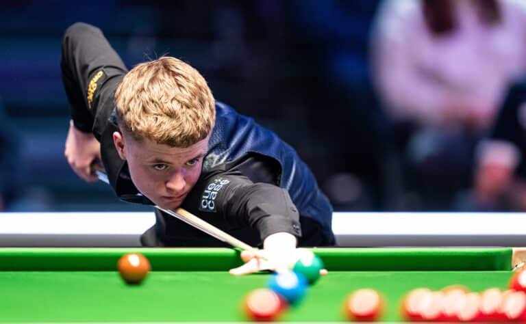 Uskomaton suoritus, selostaja sekosi: "Maailmantähden elkeitä" Uskomaton suoritus, selostaja sekosi: ”Maailmantähden elkeitä”