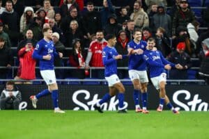 Tuore tutkimus paljastaa: Valioliigaseurat tekevät jättimäisiä tappioita