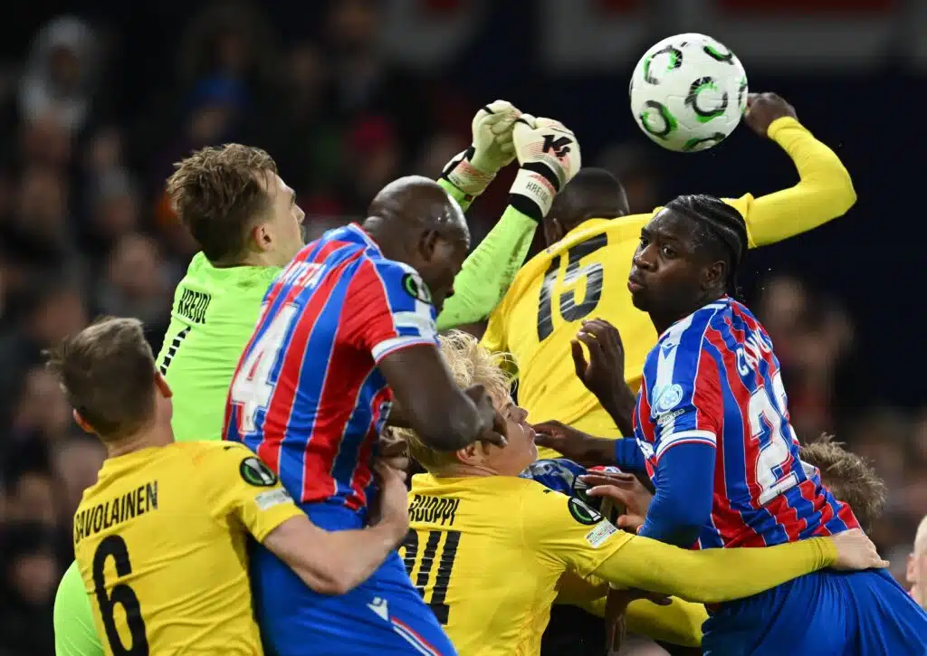 Asiantuntija perkasi KuPSin sensaatiota – ”Laskin tuossa äkkiseltään”