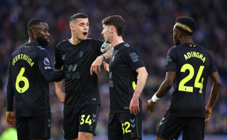 Sarjanousijoiden vahva vire jatkui Valioliigassa