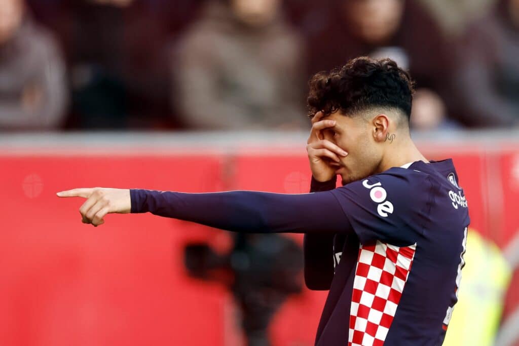 Hurjaa jälkeä tekevä hyökkääjä on herättänyt kiinnostusta – on nyt Valioliiga-seuran kiikarissa