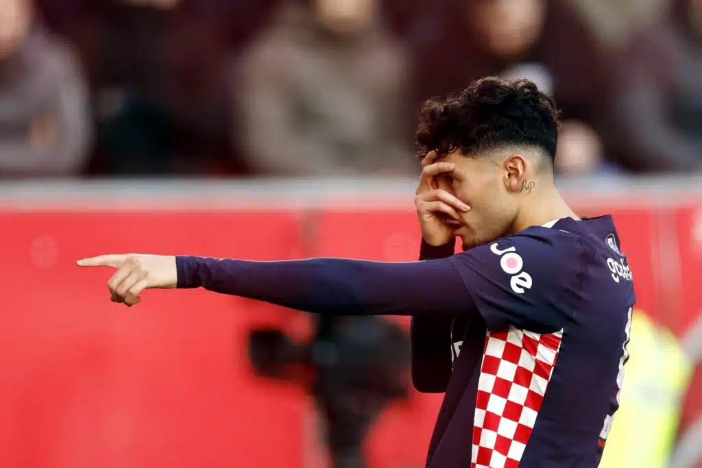 Hurjaa jälkeä tekevä hyökkääjä on herättänyt kiinnostusta – on nyt Valioliiga-seuran kiikarissa