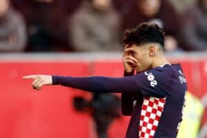 Jalkapallopomolta paljastus: Näin Valioliiga-seuran jättisiirto karille