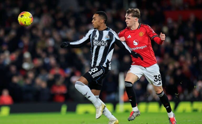 Punaisten paholaisten superjunnu vakuutti