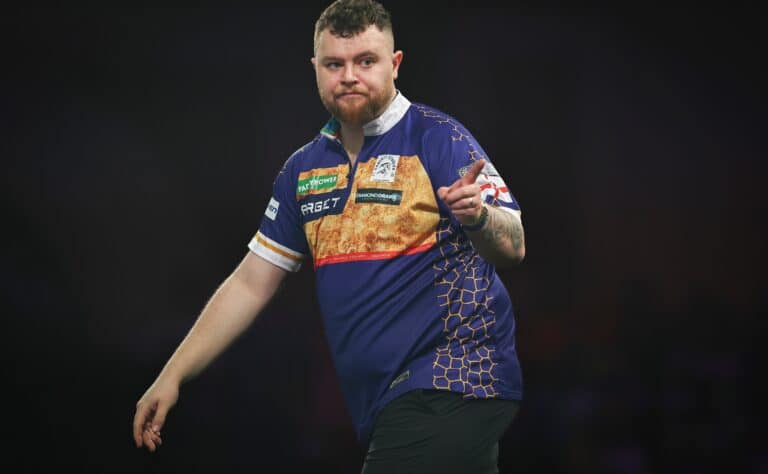 Dartsin MM-kisoissa 16 parasta selvillä - luvassa hurjia ottelupareja Dartsin MM-kisoissa 16 parasta selvillä – luvassa hurjia ottelupareja