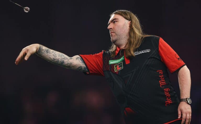 Metallimiehen jättivire sai Alexandra Palacessa jatkoa Metallimiehen jättivire sai Alexandra Palacessa jatkoa