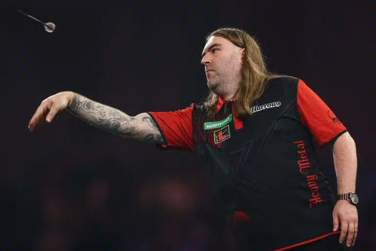 Metallimiehen jättivire sai Alexandra Palacessa jatkoa