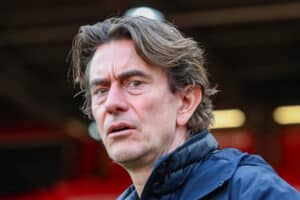 Valioliiga-jätti kriisissä – näin valmentaja kommentoi asemaansa